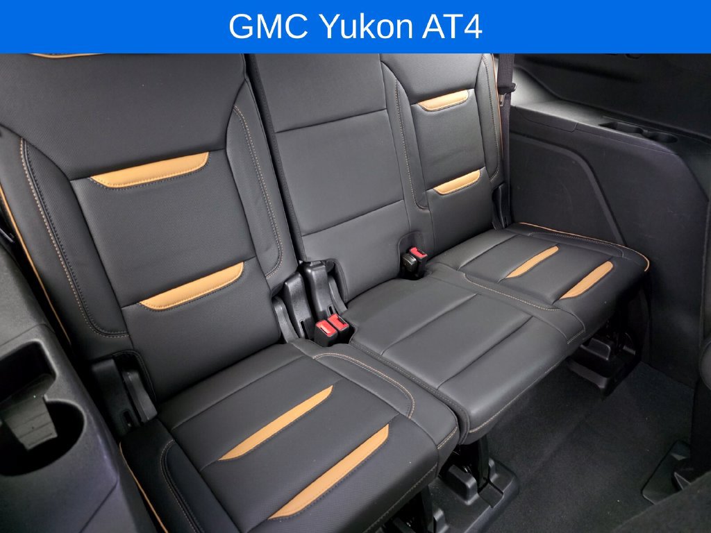 Used 2023 GMC Yukon AT4 w/ Technology Package AWD/4WD image 28