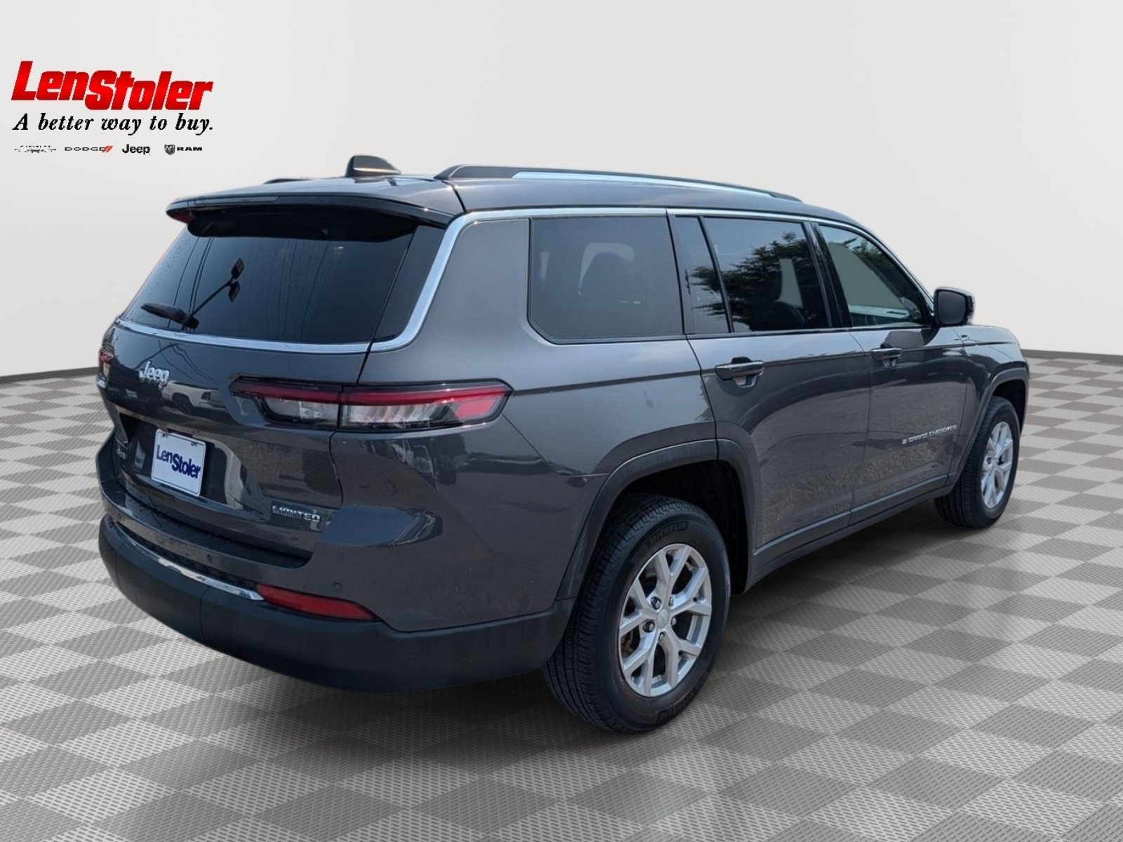 Used 2023 Jeep Grand Cherokee L Limited AWD/4WD image 5