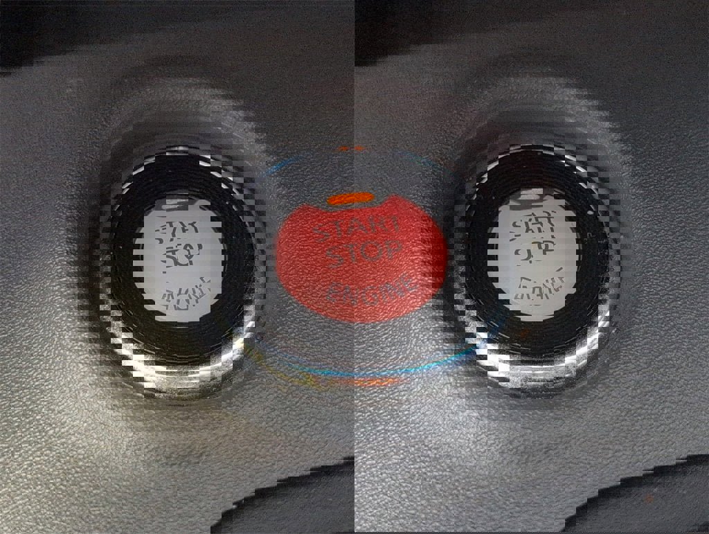 Used 2020 Nissan Frontier SV image 24