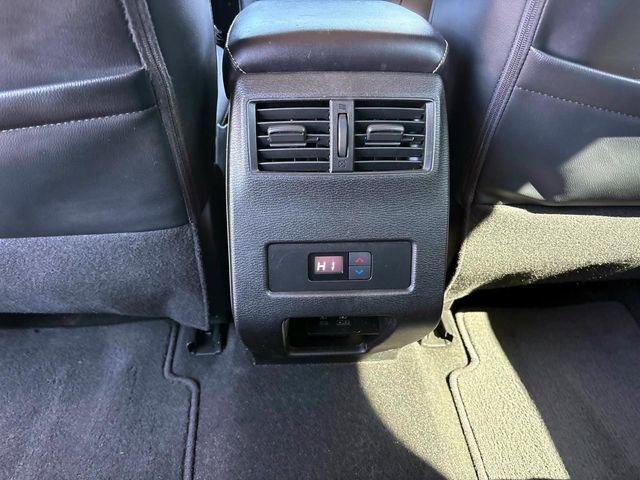 Used 2022 Mitsubishi Outlander SEL image 12