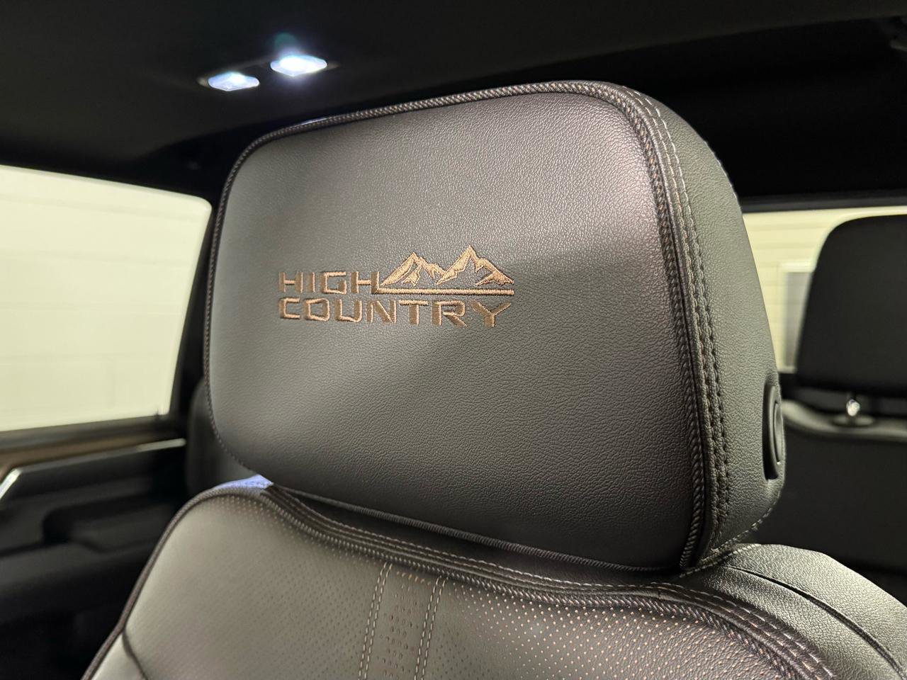 Used 2024 Chevrolet Silverado 2500 High Country w/ Technology Package image 15