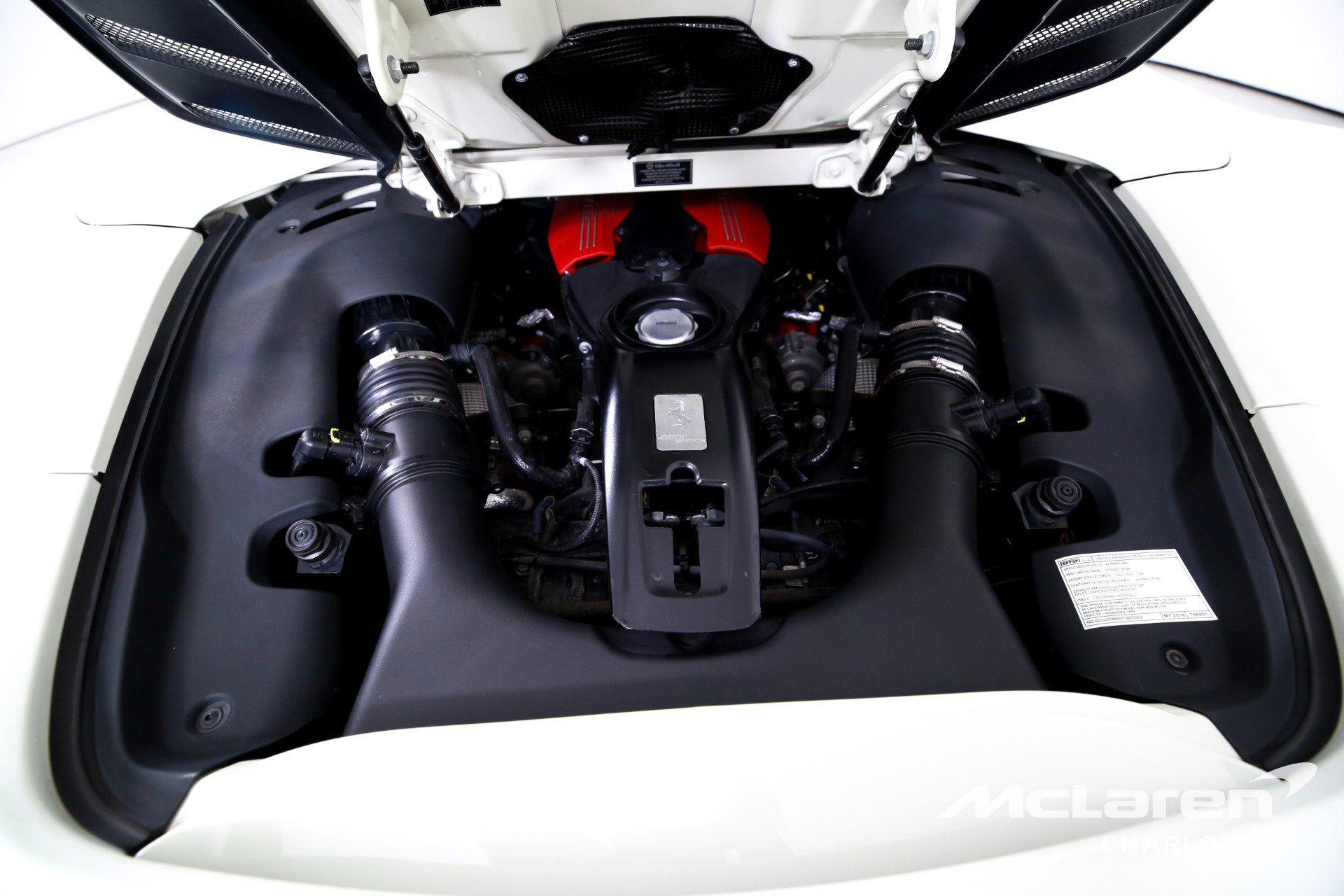 Used 2018 Ferrari 488 Spider RWD image 25