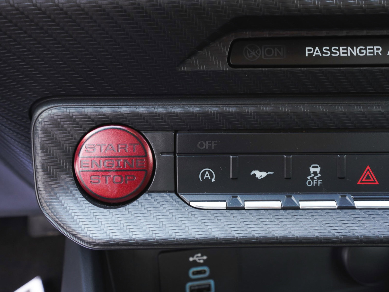 Used 2025 Ford Mustang Convertible w/ Mustang Nite Pony Package image 30