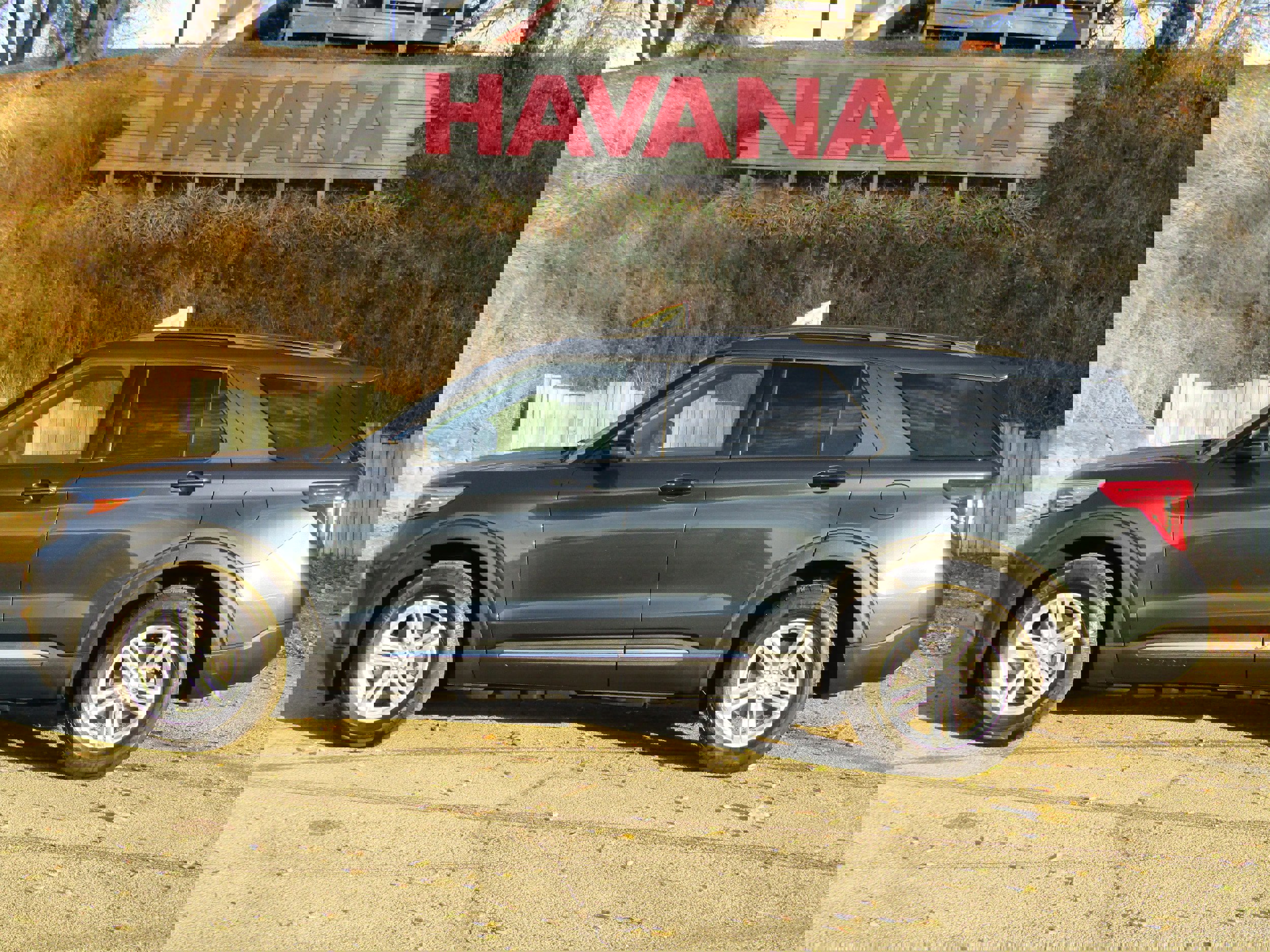 Certified 2023 Ford Explorer XLT w/ Equipment Group 202A image 1