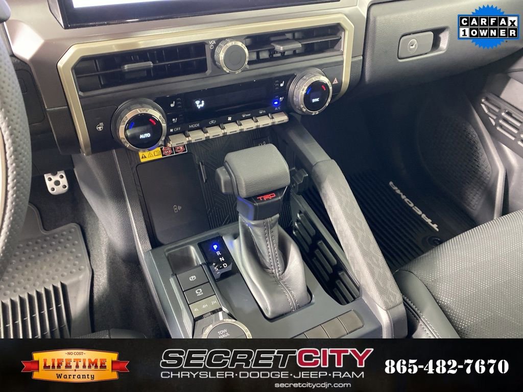 Used 2025 Toyota Tacoma TRD Sport w/ TRD Sport Premium Package image 22