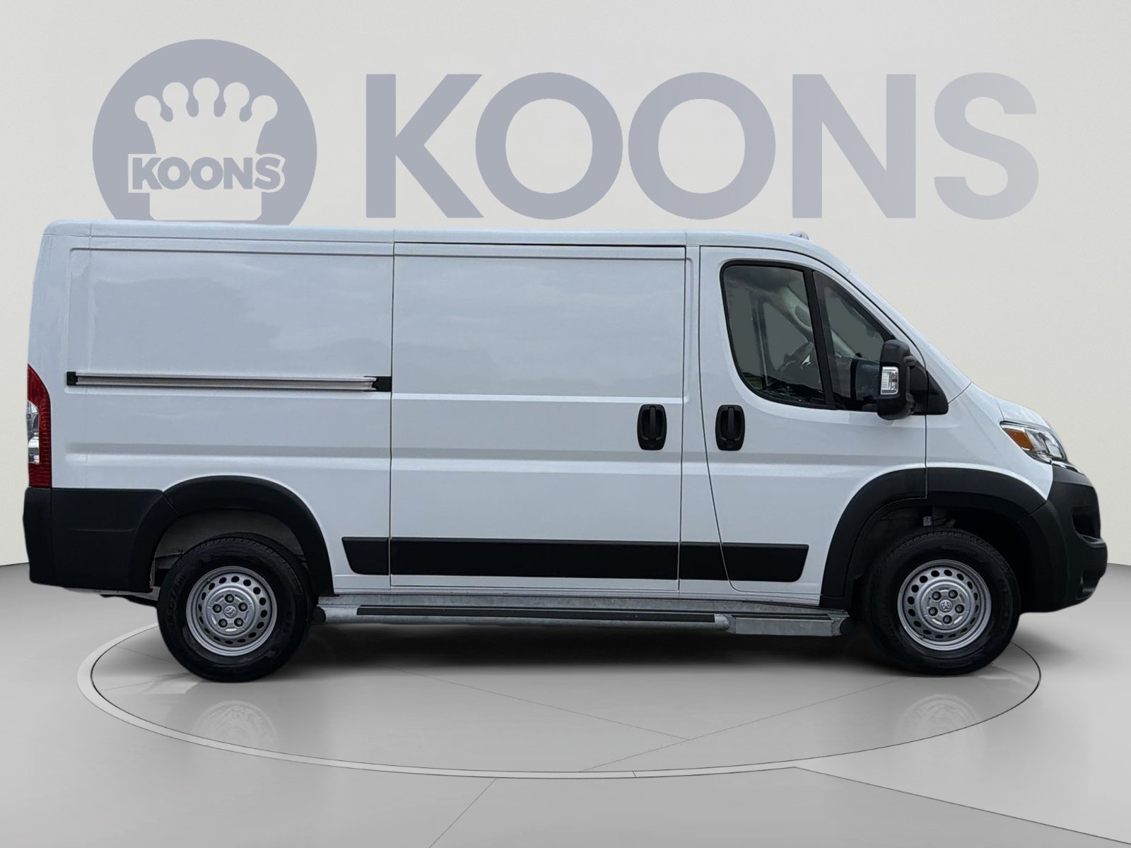 Used 2025 RAM ProMaster 2500 w/ U-Haul Equipment Group FWD image 8