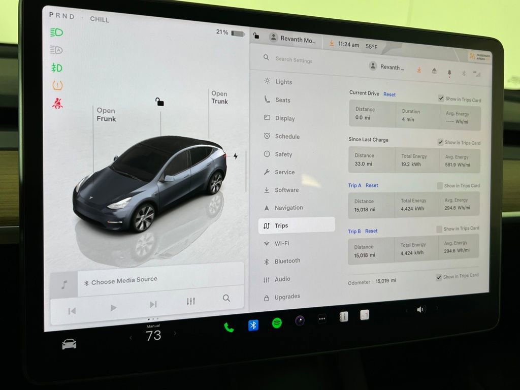 Used 2023 Tesla Model Y Long Range image 32