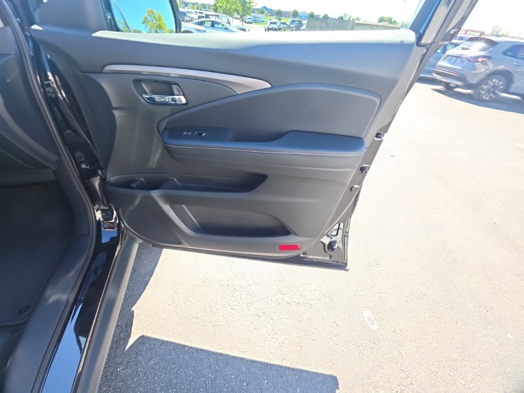 Used 2023 Honda Ridgeline Sport image 32