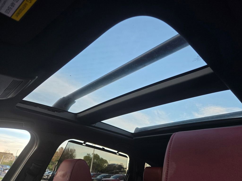 Certified 2025 MAZDA CX-70 Plug-In Hybrid w/ Premium Plus image 20