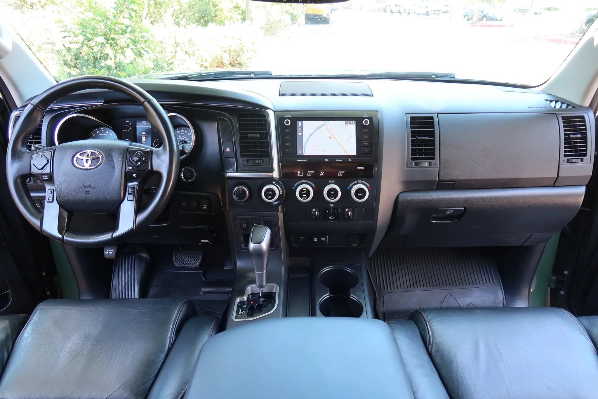 Used 2020 Toyota Sequoia TRD Pro AWD/4WD image 40