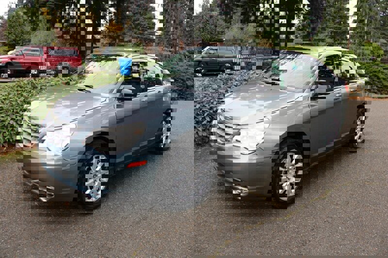 Used 2010 Chrysler Sebring Touring