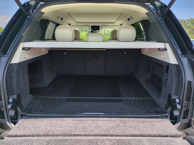 New 2026 Land Rover Range Rover SE AWD/4WD image 16