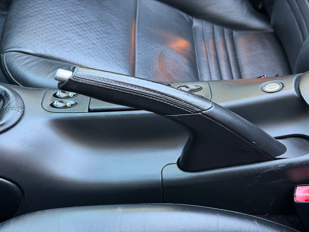 Used 2003 Porsche Boxster RWD image 39