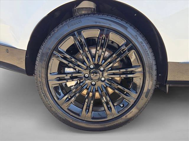 New 2026 Land Rover Range Rover Long Wheelbase SE AWD/4WD image 10