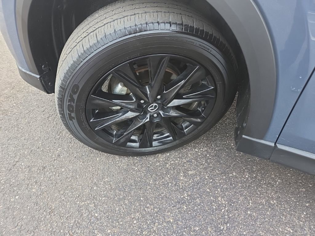 Used 2024 MAZDA CX-5 Carbon Edition image 9