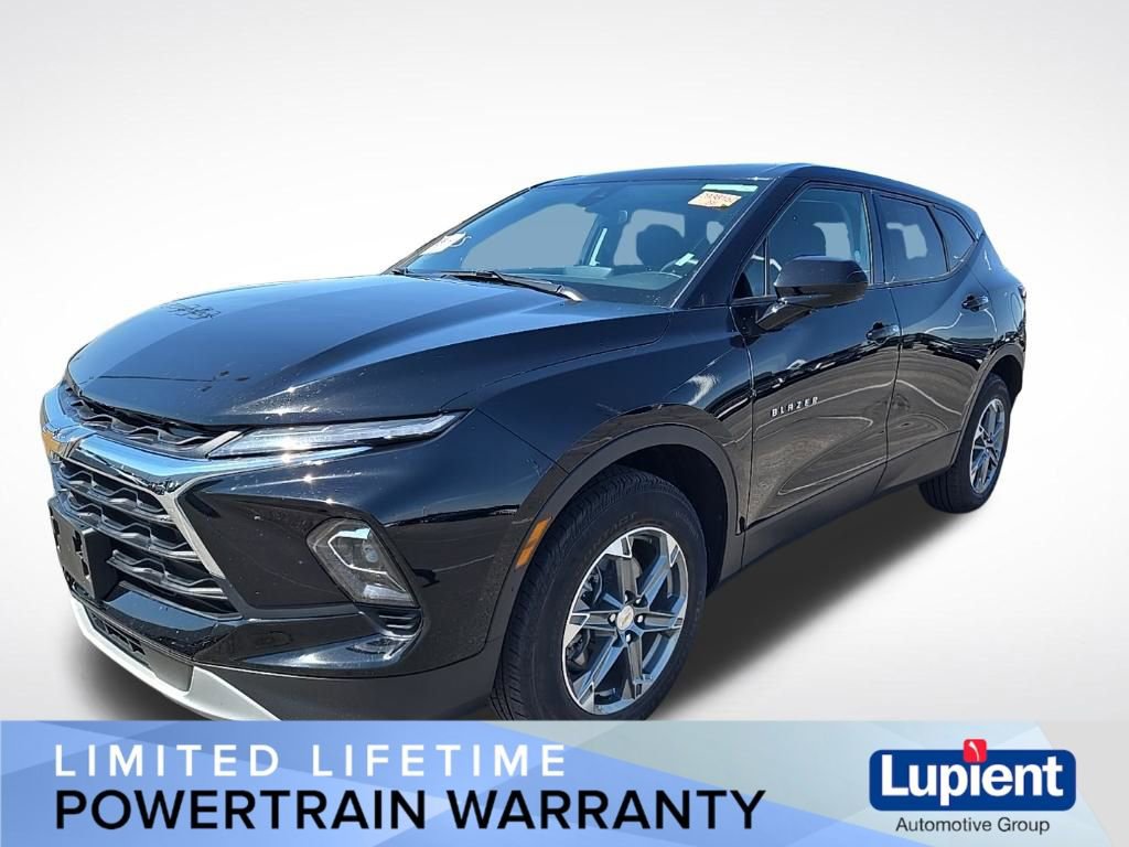 Used 2025 Chevrolet Blazer LT image 8