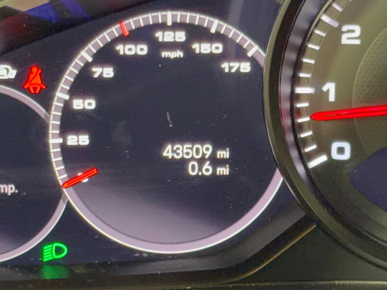 Certified 2023 Porsche Cayenne AWD/4WD image 26