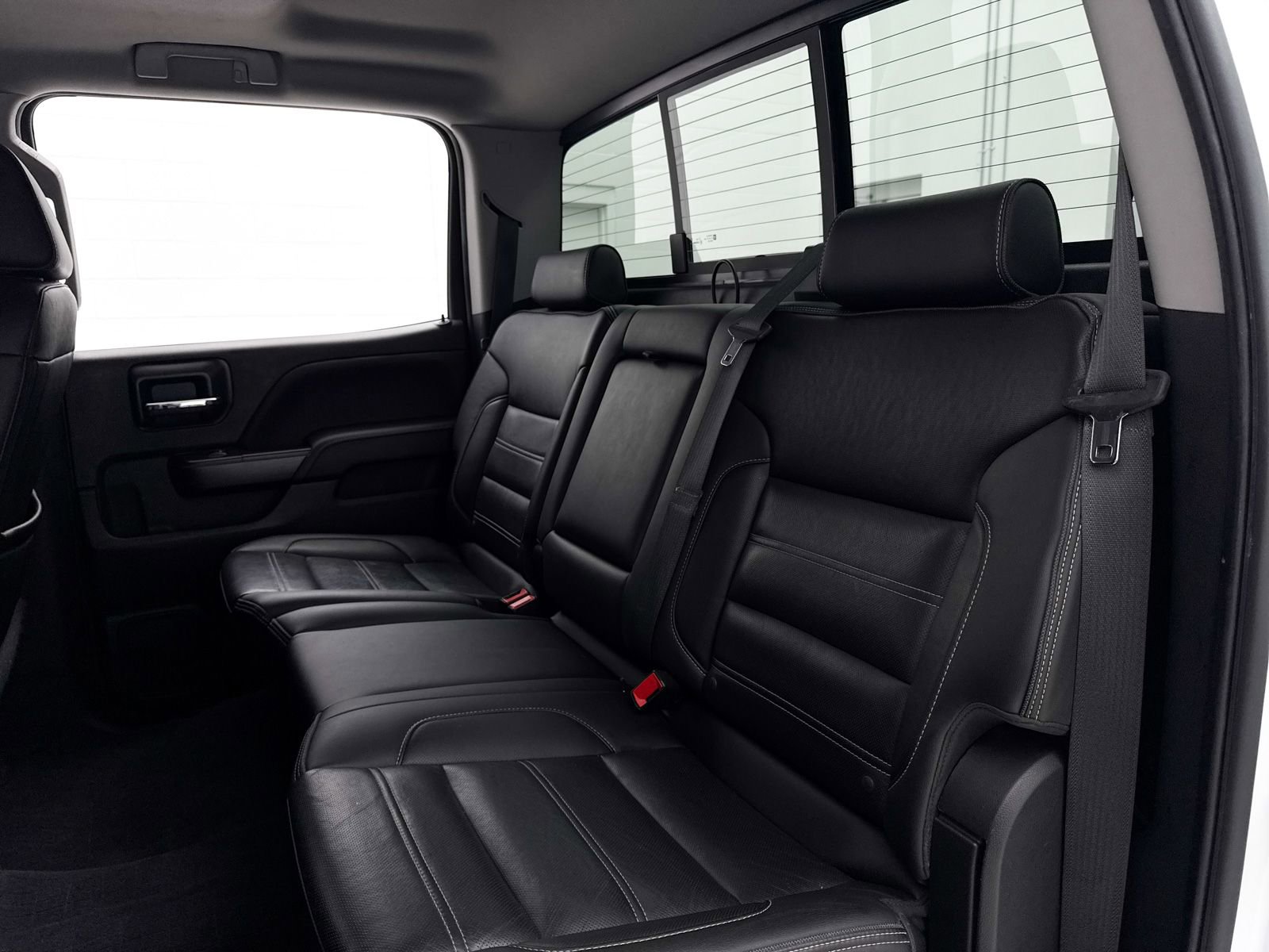 Used 2018 GMC Sierra 1500 Denali AWD/4WD image 28