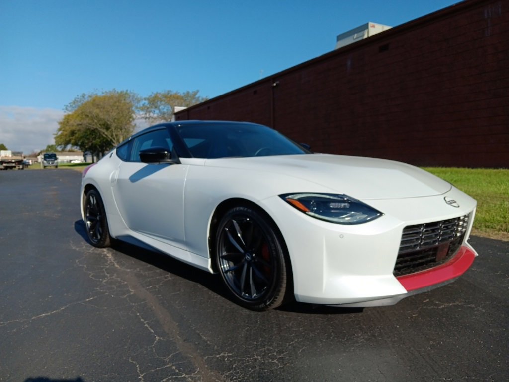 Used 2024 Nissan Z Performance w/ Floor Mat Package image 1