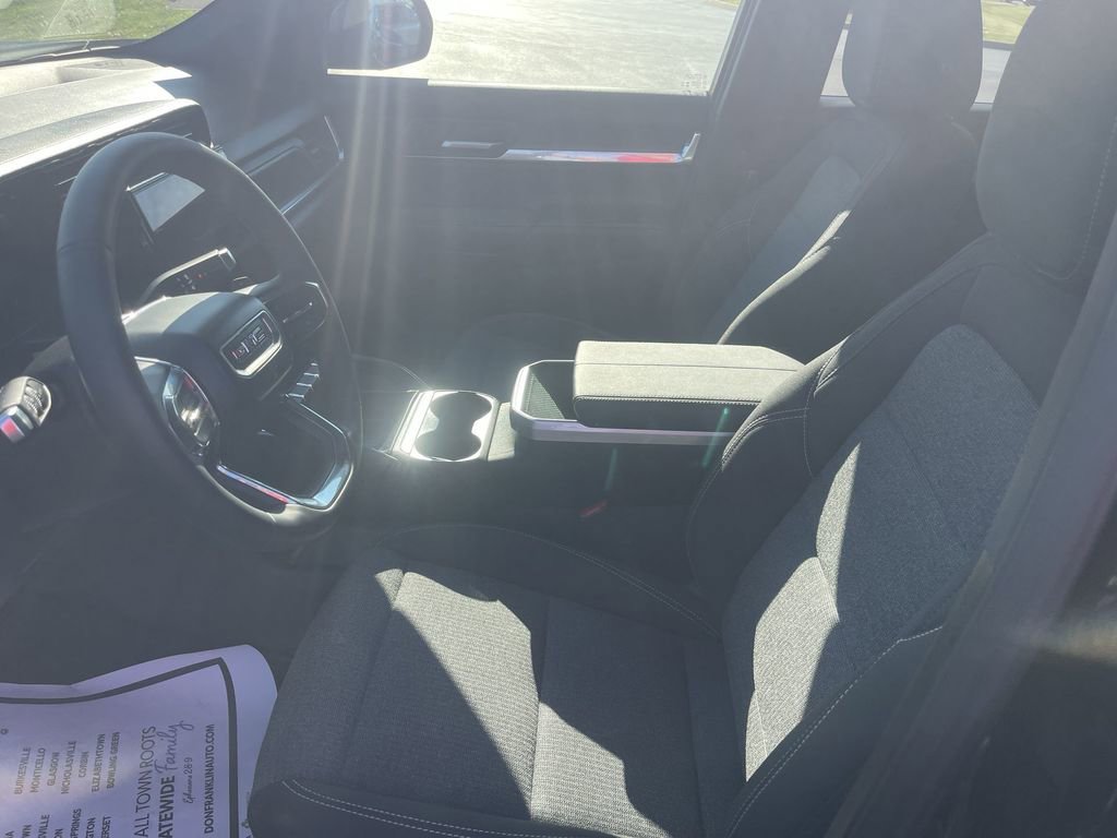 Used 2026 GMC Terrain Elevation image 17