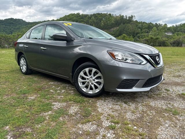 Used 2019 Nissan Sentra SV FWD image 2