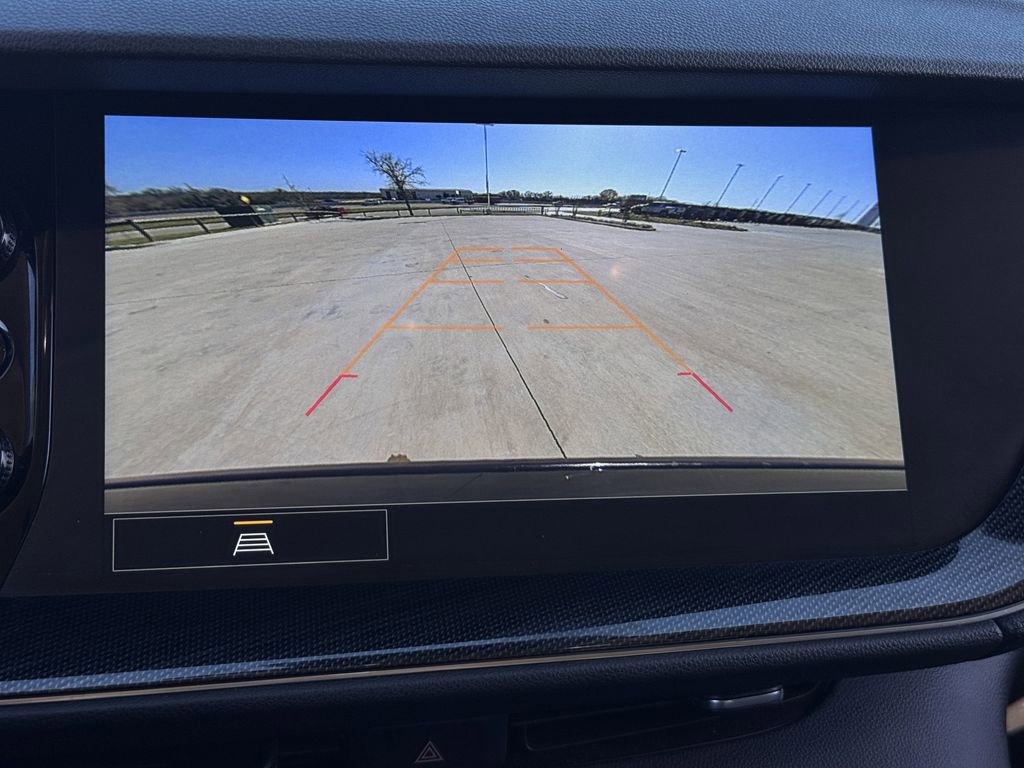 Used 2023 Buick Envision Preferred image 17