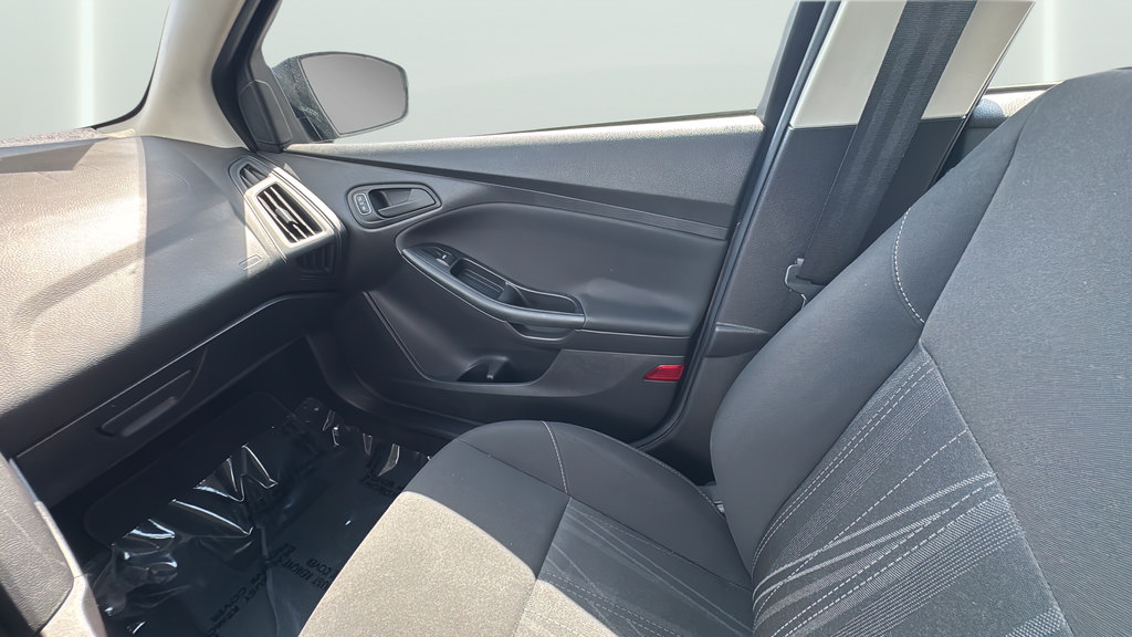 Used 2017 Ford Focus S FWD image 17