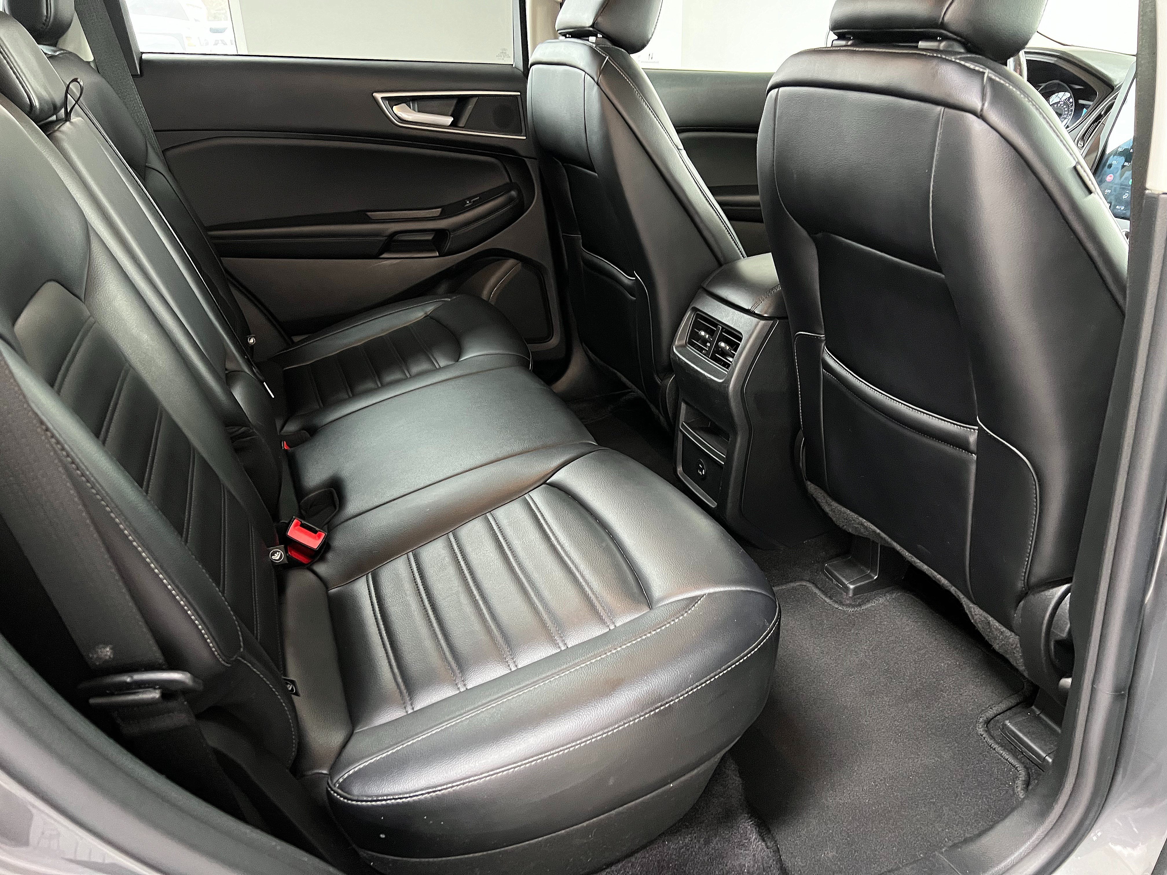 Used 2022 Ford Edge SEL AWD/4WD image 22