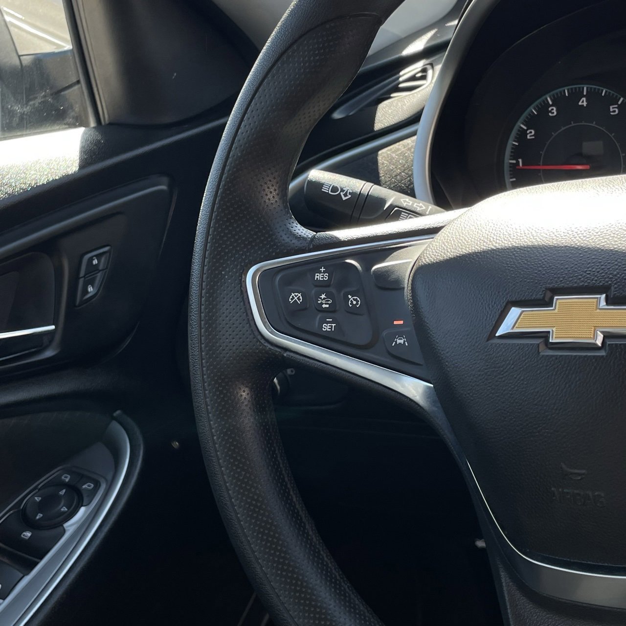 Used 2024 Chevrolet Malibu LT image 14