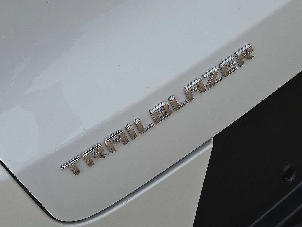 Used 2026 Chevrolet TrailBlazer LS image 12
