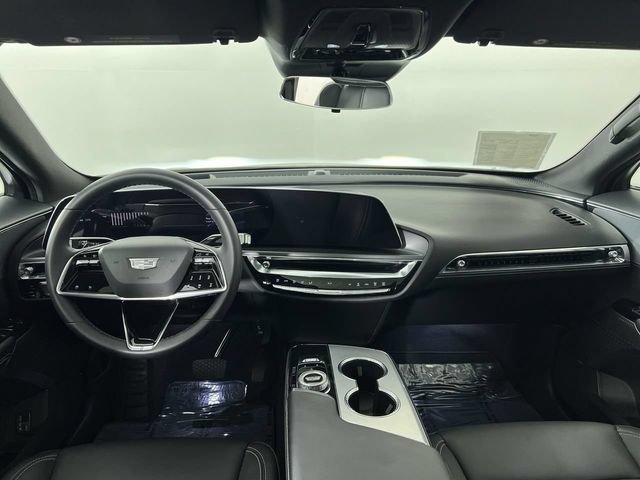 Certified 2024 Cadillac Lyriq Tech RWD image 21