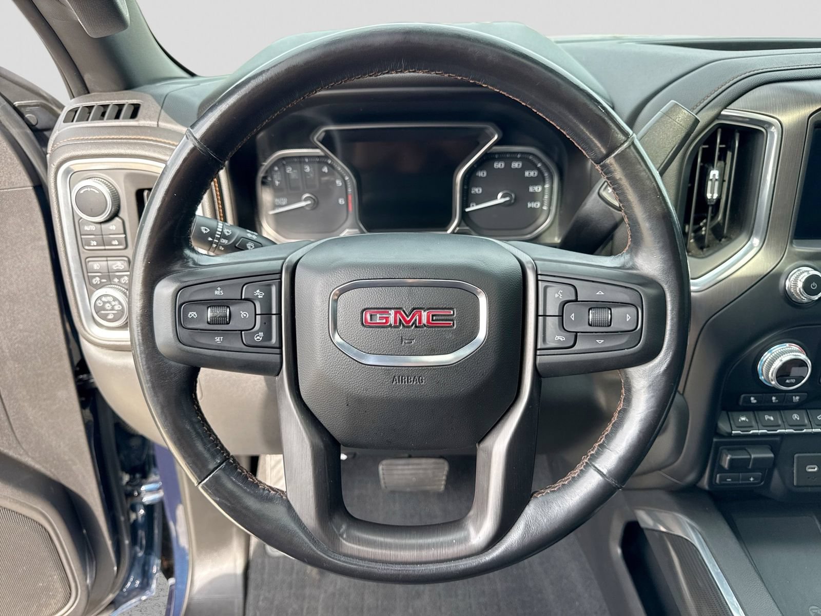 Used 2019 GMC Sierra 1500 AT4 w/ AT4 Premium Package AWD/4WD image 29