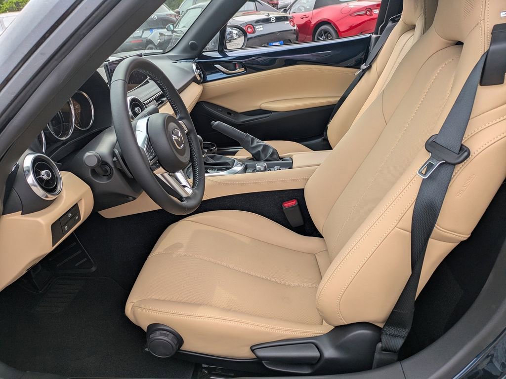 New 2026 MAZDA MX-5 Miata Grand Touring RWD image 17