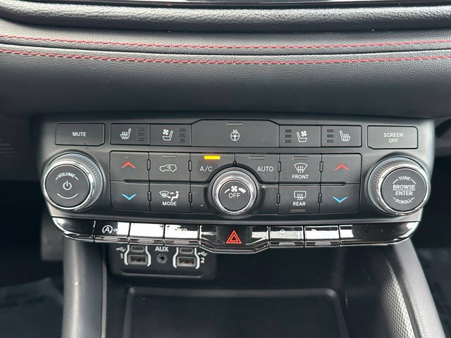 Used 2024 Dodge Durango GT AWD/4WD image 37