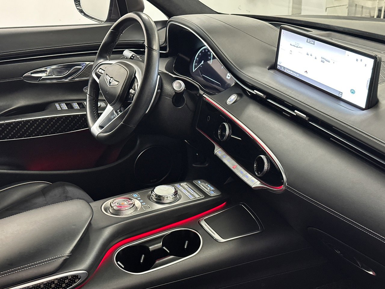 Used 2022 Genesis GV70 3.5T Sport w/ Sport Prestige Package image 10