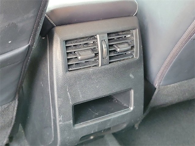 Used 2023 Mitsubishi Outlander SE Black Edition image 28