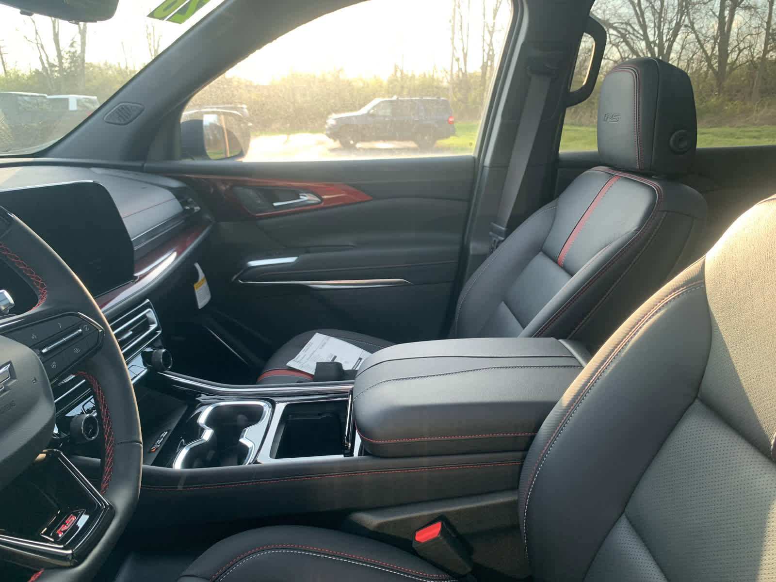 Used 2026 Chevrolet Traverse RS image 11