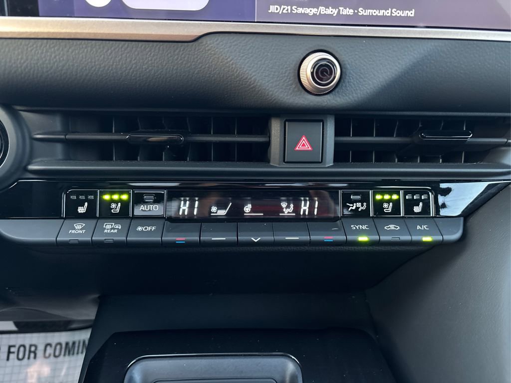 Used 2025 Toyota Crown Signia Limited image 42