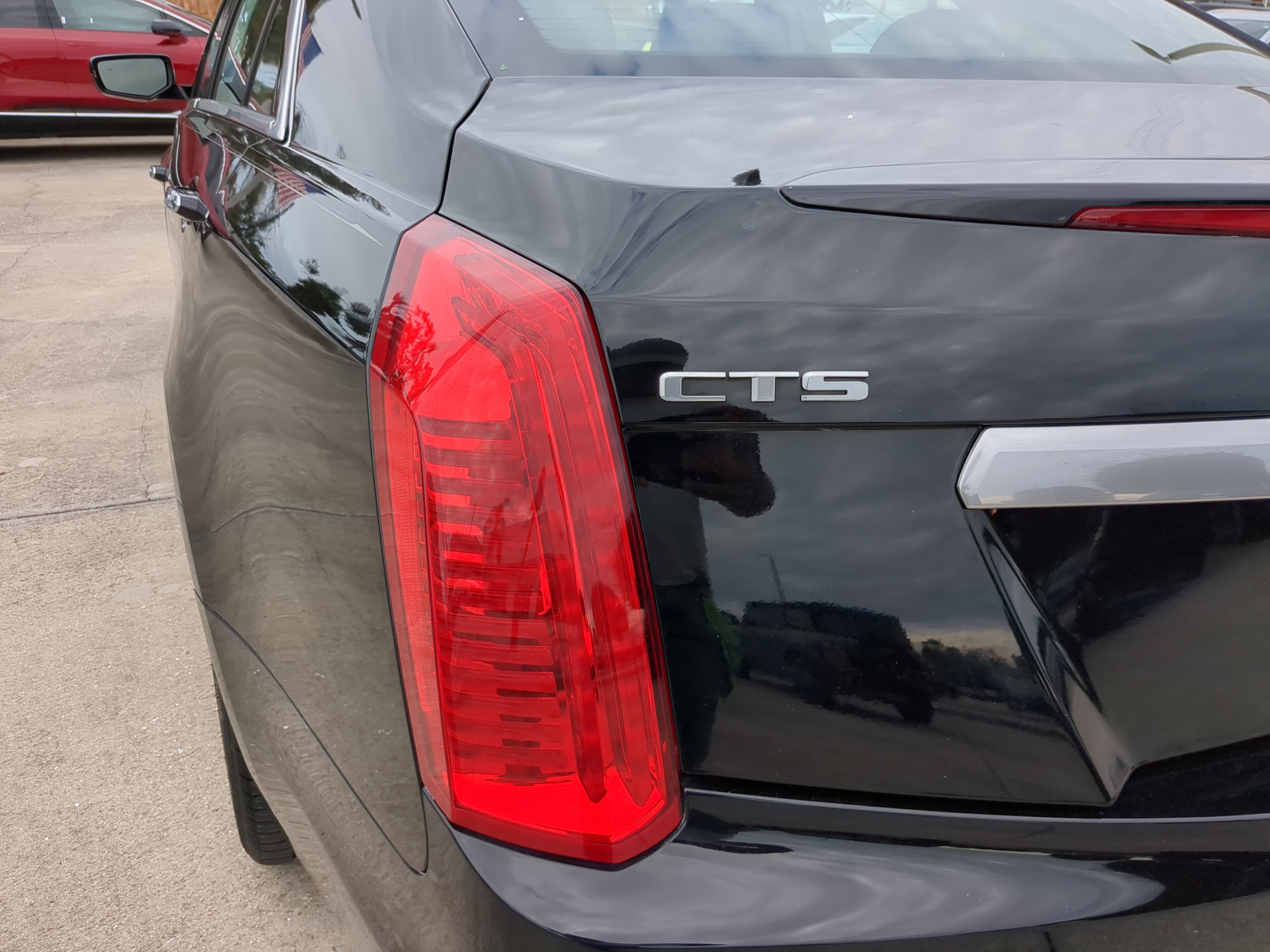 Used 2019 Cadillac CTS Luxury image 10