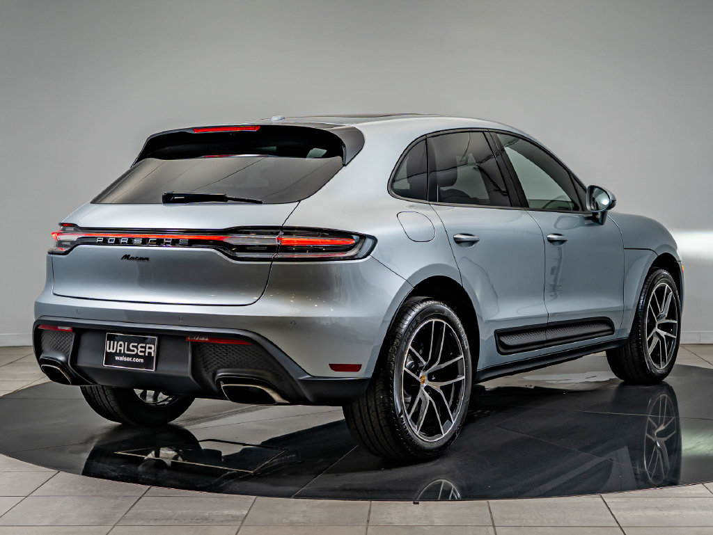 New 2026 Porsche Macan AWD/4WD image 8