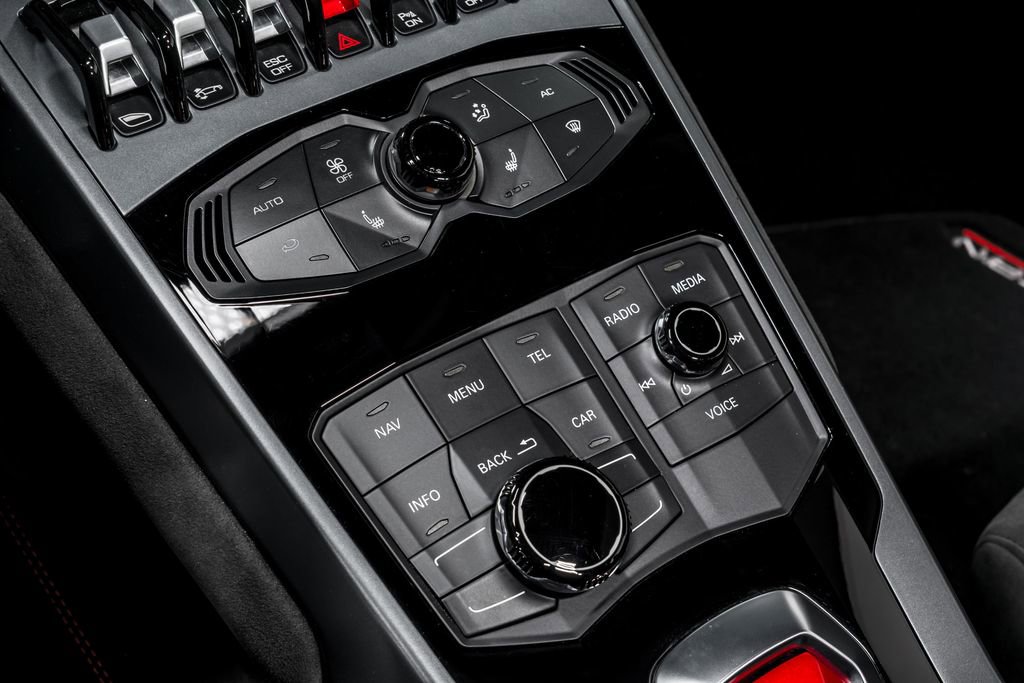 Used 2019 Lamborghini Huracan LP 580-2 image 26