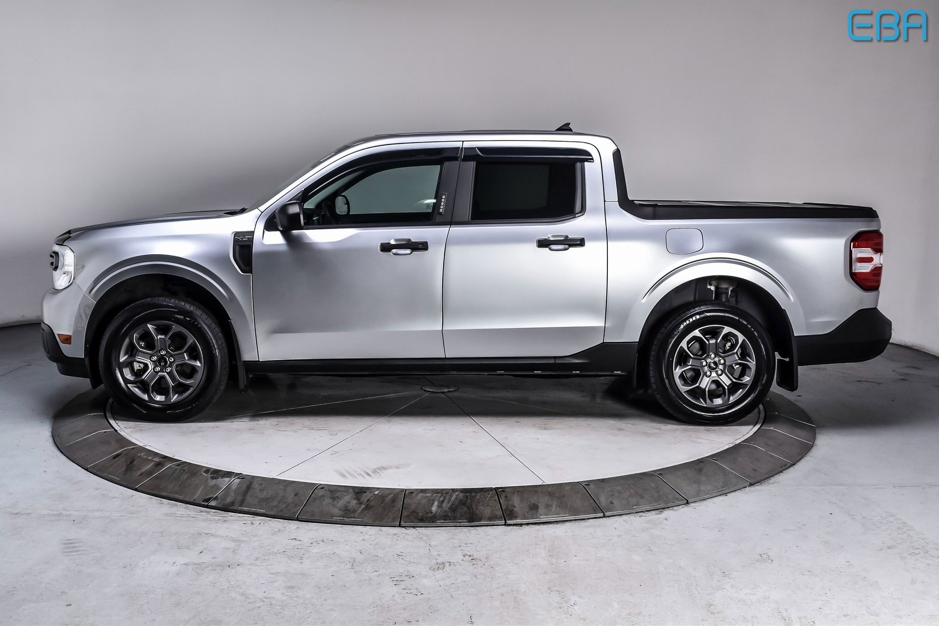 Used 2022 Ford Maverick XLT w/ Equipment Group 300A Standard image 3