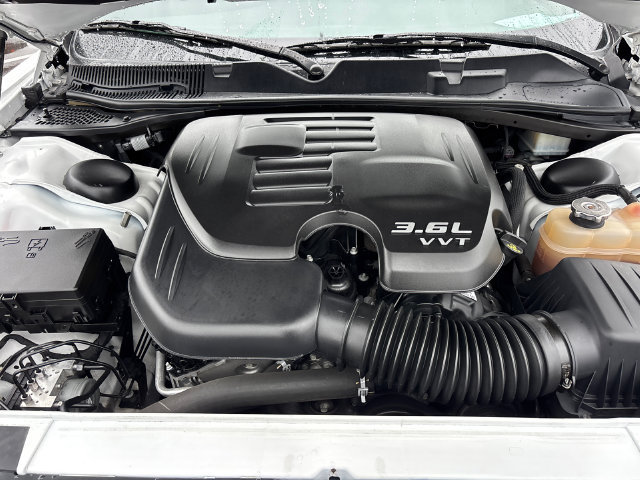 Used 2022 Dodge Challenger GT AWD/4WD image 28