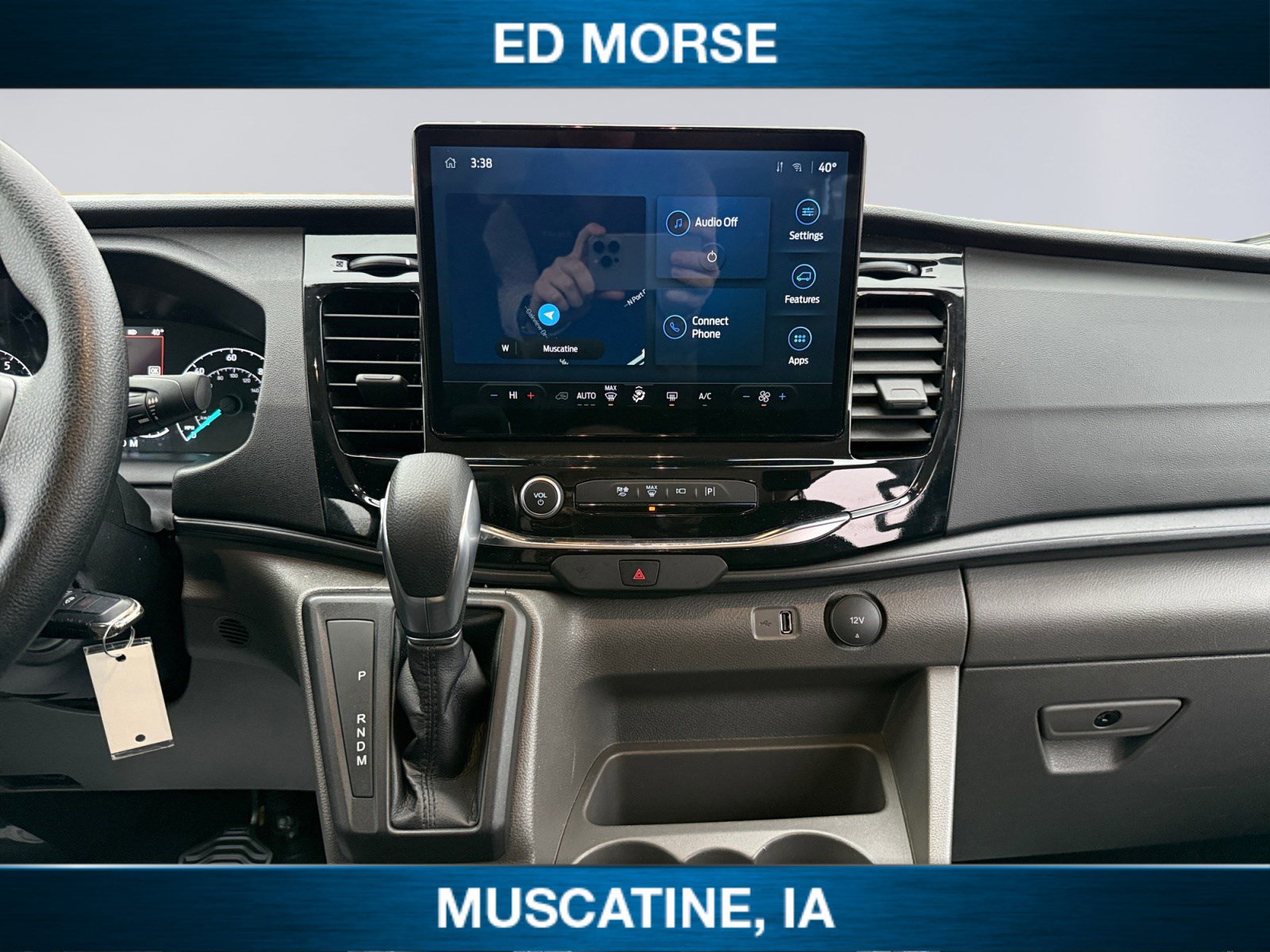 Used 2023 Ford Transit 350 XLT image 11