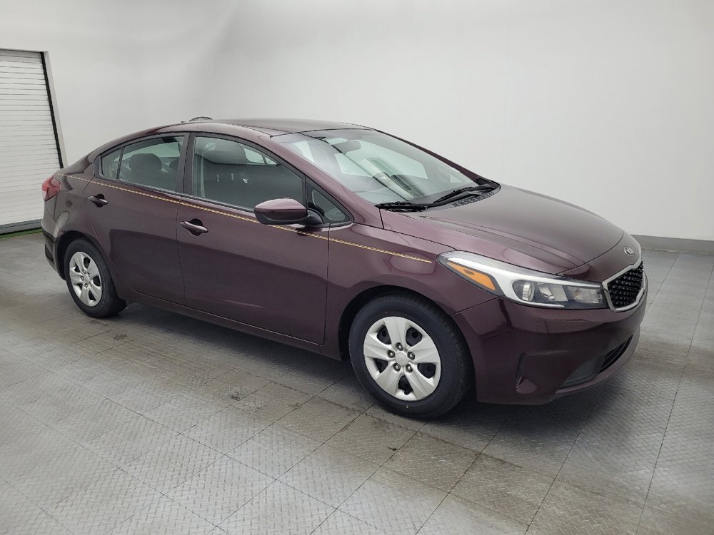 Used 2017 Kia Forte LX image 11