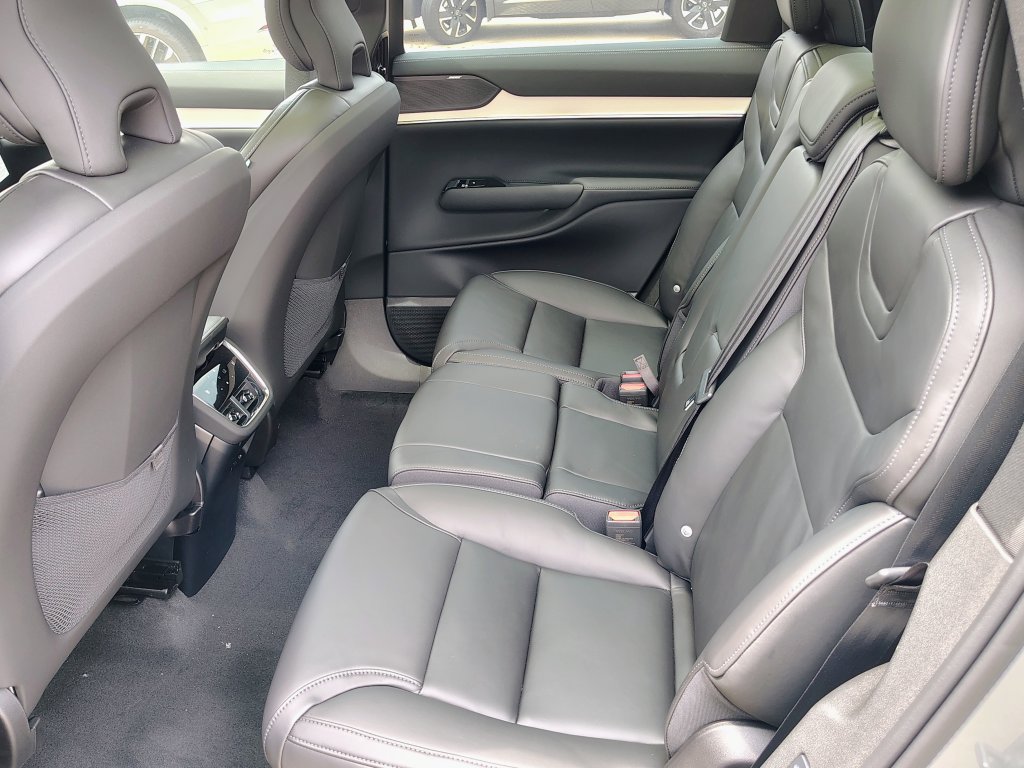 New 2026 Volvo EX90 Ultra AWD/4WD image 20