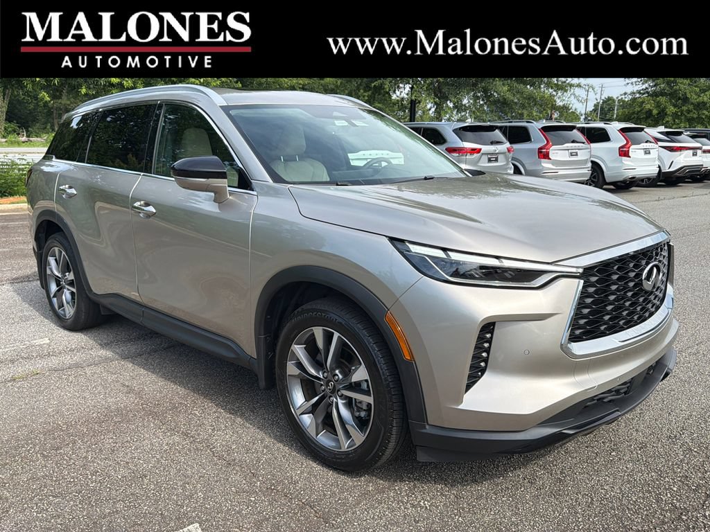 Used 2023 INFINITI QX60 Luxe w/ Cargo Package