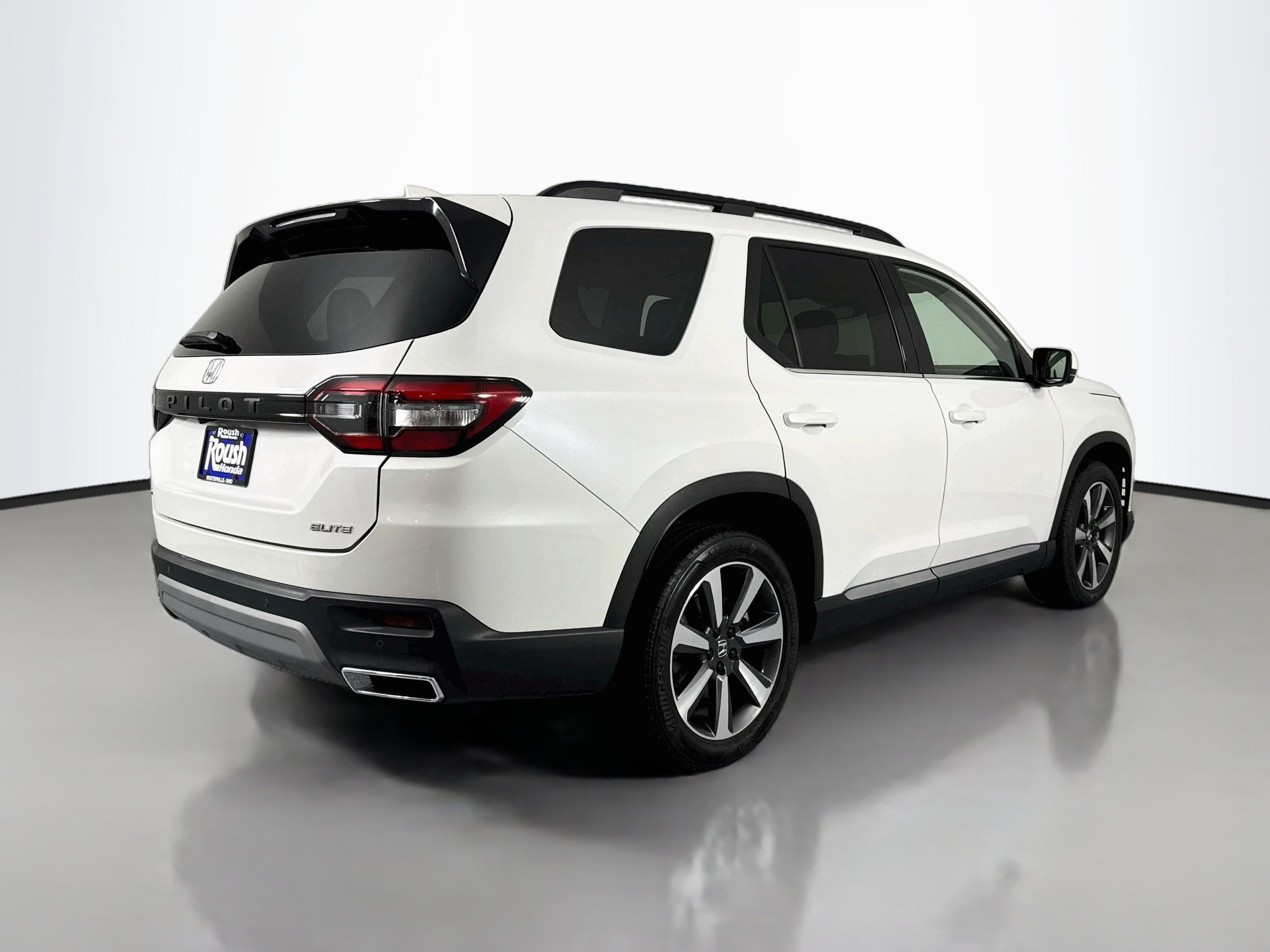 Certified 2023 Honda Pilot Elite image 5