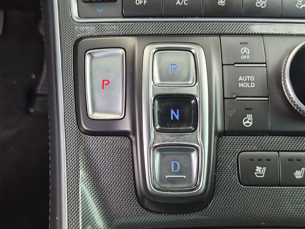 Used 2023 Hyundai Santa Fe Limited FWD image 24