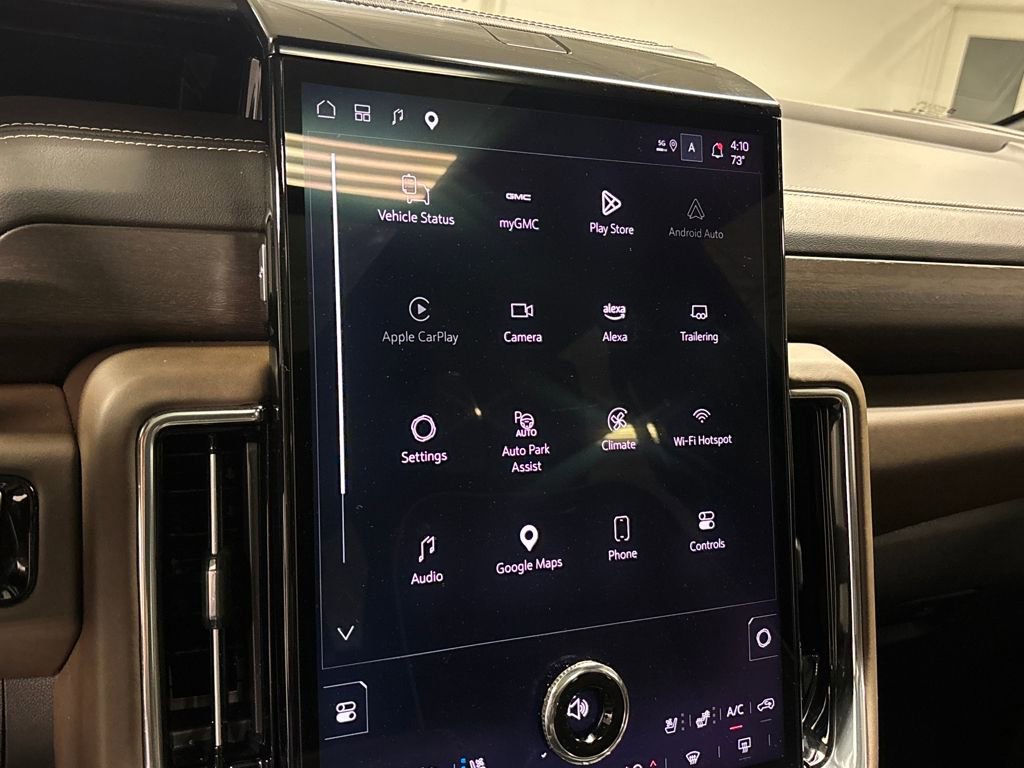 Used 2025 GMC Yukon Denali Ultimate w/ LPO, Floor Liner Package image 43